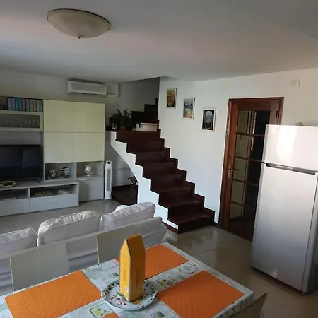 Holiday home Palazzina Storica Al Mare,